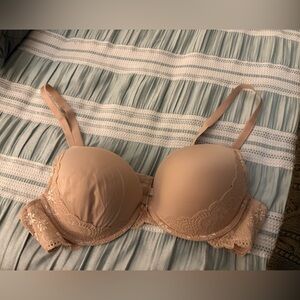 Torrid Curve Lace Push-Up Bra – Size 44B – Nude Beige